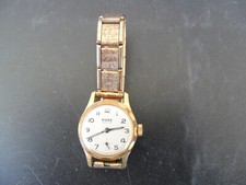 MONTRE DE FEMME PLAQUE OR DUKE