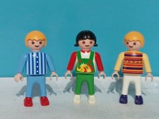 PLAYMOBIL x3 FIGURINES FILLE