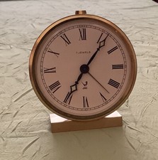 Joli réveil JAZ DENIC 1979 boitier en laiton sur socle pour collection