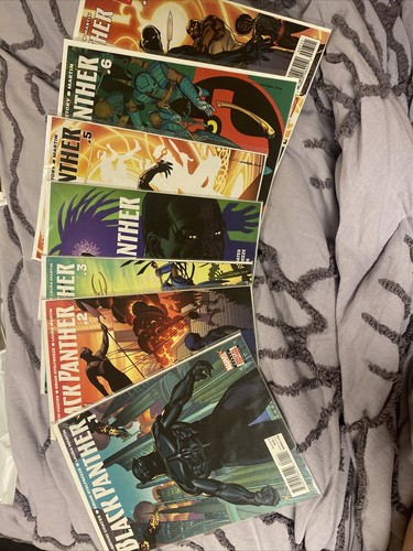 Black panther marvel - black,