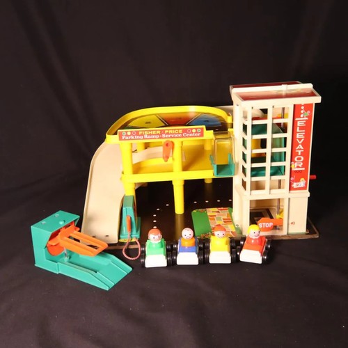 Garage fisher price toboggan - fisher,