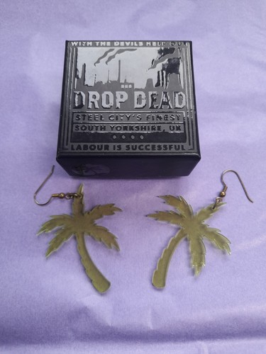 Drop dead clothing palm - dead,