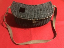 ANCIEN DE PANIER DE PÊCHE 36 cm X 17 cm x 18 cm  / BON ETAT