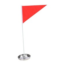 Coupe de golf avec drapeau