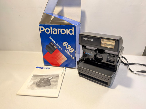 Vintage polaroid 636 - polaroid, close