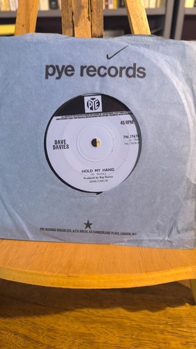 The kinks hold - kinks,