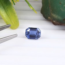AAA Saphir Bleu De Ceylan Naturel Pierre Précieuse Taillée Émeraude 2,00 Ct
