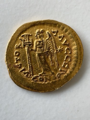 Superbe solidus de - solidus, or