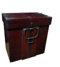 Outil zenibako coffre en bois