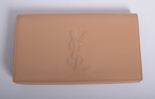 Yves Saint Laurent Femme Beige Pochette Cuir Verni Solide Slim Sac De Soirée
