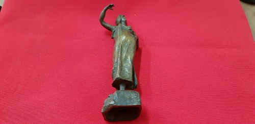 Statuette femme denudee - statuette, en
