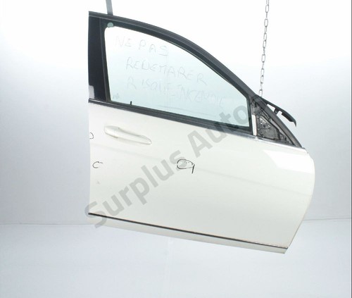 Porte avant droite 2047206000 - porte,
