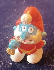 Figurine Grand Schtroumpf Père Noel. Occasion.
