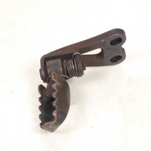 Platine repose pied pilote - pied,