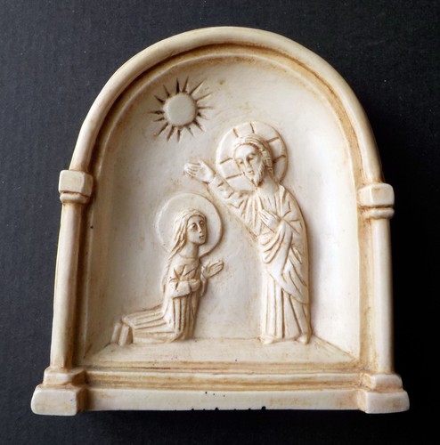 Petit bas relief style - bas-relief,