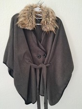 Poncho Cape Marron Fourrure