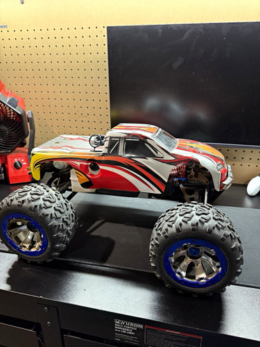 Traxxas revo 4wd - traxxas,