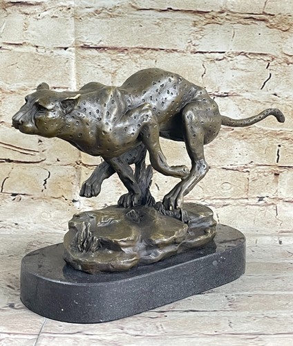 Bronze artisanal mountain - artisanal, lion