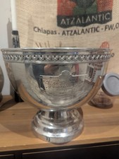 Vasque Champagne Pommery en