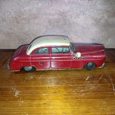 Voiture américaine TAXI 725 ML 5 Martinan Larnaude jouet ancien tole à restaurer