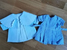 Ancienne Robe Écolière et manteau de Poupée Ancienne ou poupon. 