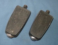 SOLEX  PEDALES   NOIRES   VELOSOLEX  ou  AUTRES 2 ROUES