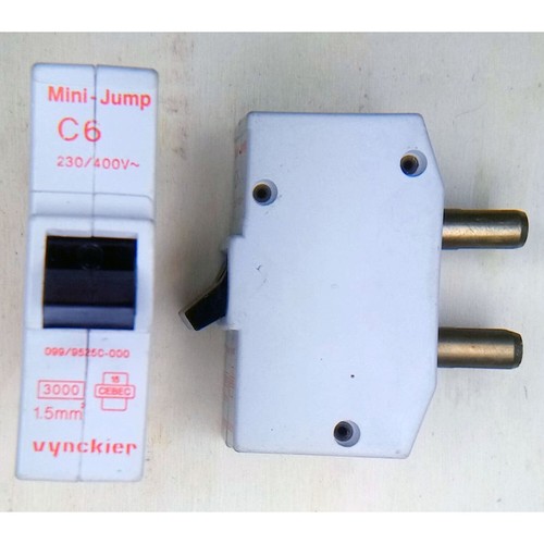 Disjoncteur fusible - 1x, 6a