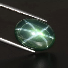 Saphir étoile verte 10,55 ct