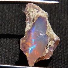 Genuine Play Of Fire ÉTHIOPIEN OPAL WELO BRUT, Opale 6,45 CT 13x18x7 mm CS_721
