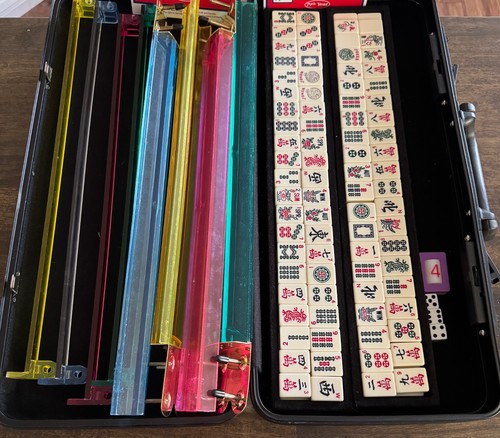 Vintage mah jong set - vintage,