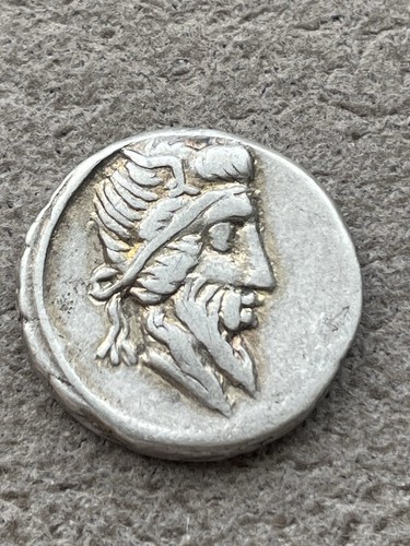 Denier gens titia - denier,
