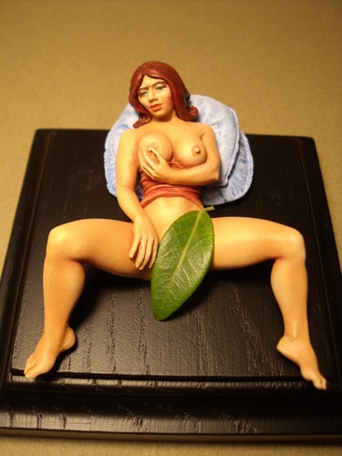 Figurine girl sarah - ,