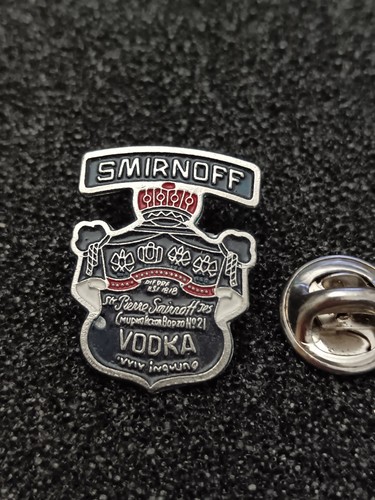Pin pins enamel 64 - pin's,