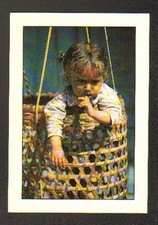 BUDHA NILKANTHA (NEPAL) PARVATI , ENFANT dans son berceau d'osier