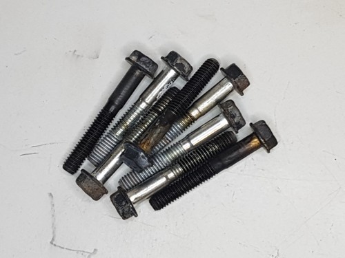 Vis culasse de moteur - vis,