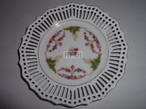 Belle assiette porcelaine - belle,