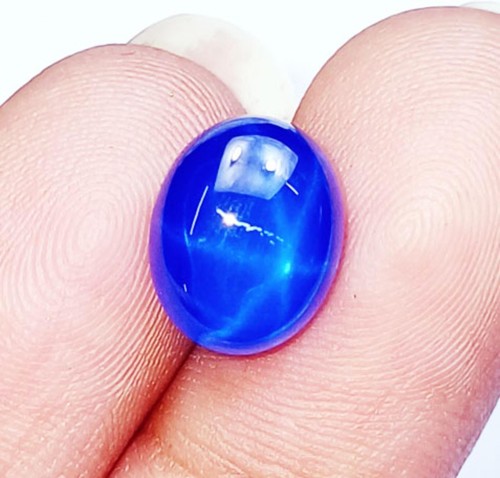 Saphir bleu naturel - saphir,