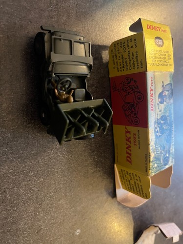 Dinky toys jeep porte fusees - toys,