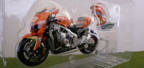 Moto honda rc211v melandri - gp,