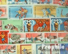 Thematics 100 différents Football timbres  