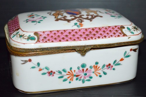 Boite porcelaine bonbonniere - porcelaine,