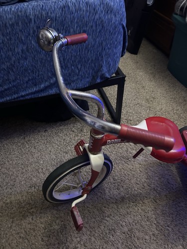 Radio flyer tricycle - flyer,