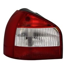 FEUX ARRIERE AUDI A3 8L