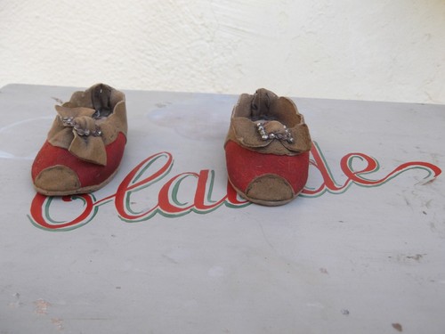 Paire chaussures de - de,
