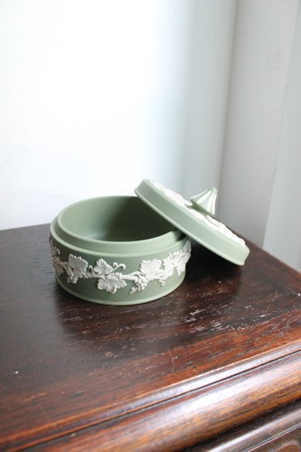 Wedgwood boîte ronde - , son