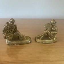 Serres Livres Plâtre Pierrot