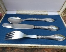 Ecrin 3 couverts pour ENFANT manche ARGENT fourré BEL ETAT D'USAGE voir PHOTOS