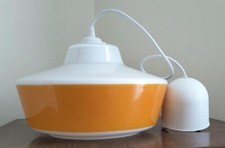 suspension vintage en opaline