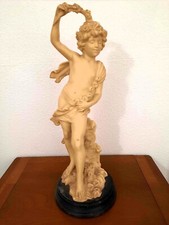 Grande Statue d'un éphèbe