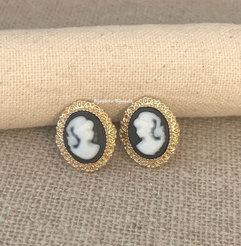 Boucles oreilles puces - boucles, d'oreilles